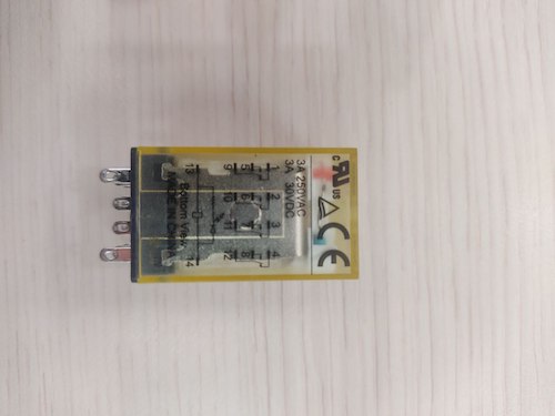 Relay IDEC RN4S-NL-A230